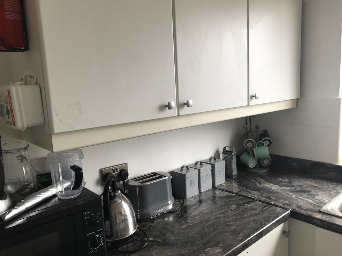 4 Bedroom Property Which Sleeps 8 Very Close To The Harry Potter Studio And Watford Junction Buitenkant foto